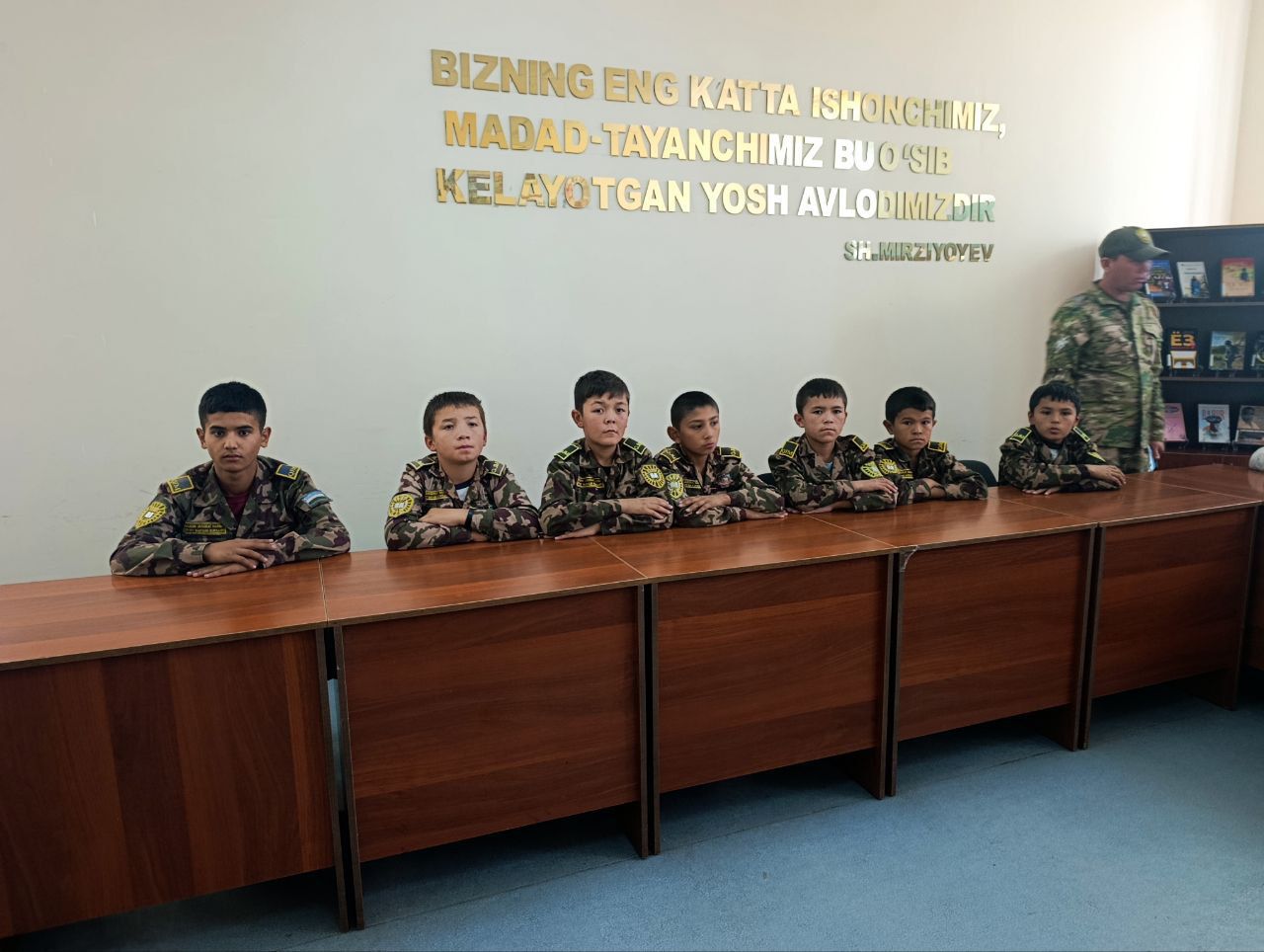 Xodimlarda, ayniqsa yoshlarda internet tarmogʻidan samarali foydalanish madaniyatini oshirish