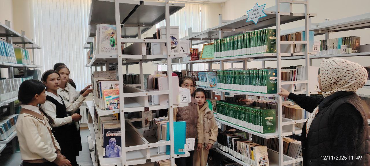 Axborot-kutubxona markazida  “INFOLIB OʻZBEKISTON-2025” XIV Milliy axborot-kutubxona haftaligining uchinchi kuni davomida kitobxonlikni targ‘ib qilish maqsadida  kutubxona bo‘ylab sayohat tashkil qilindi - 67 - 75 -maktablar