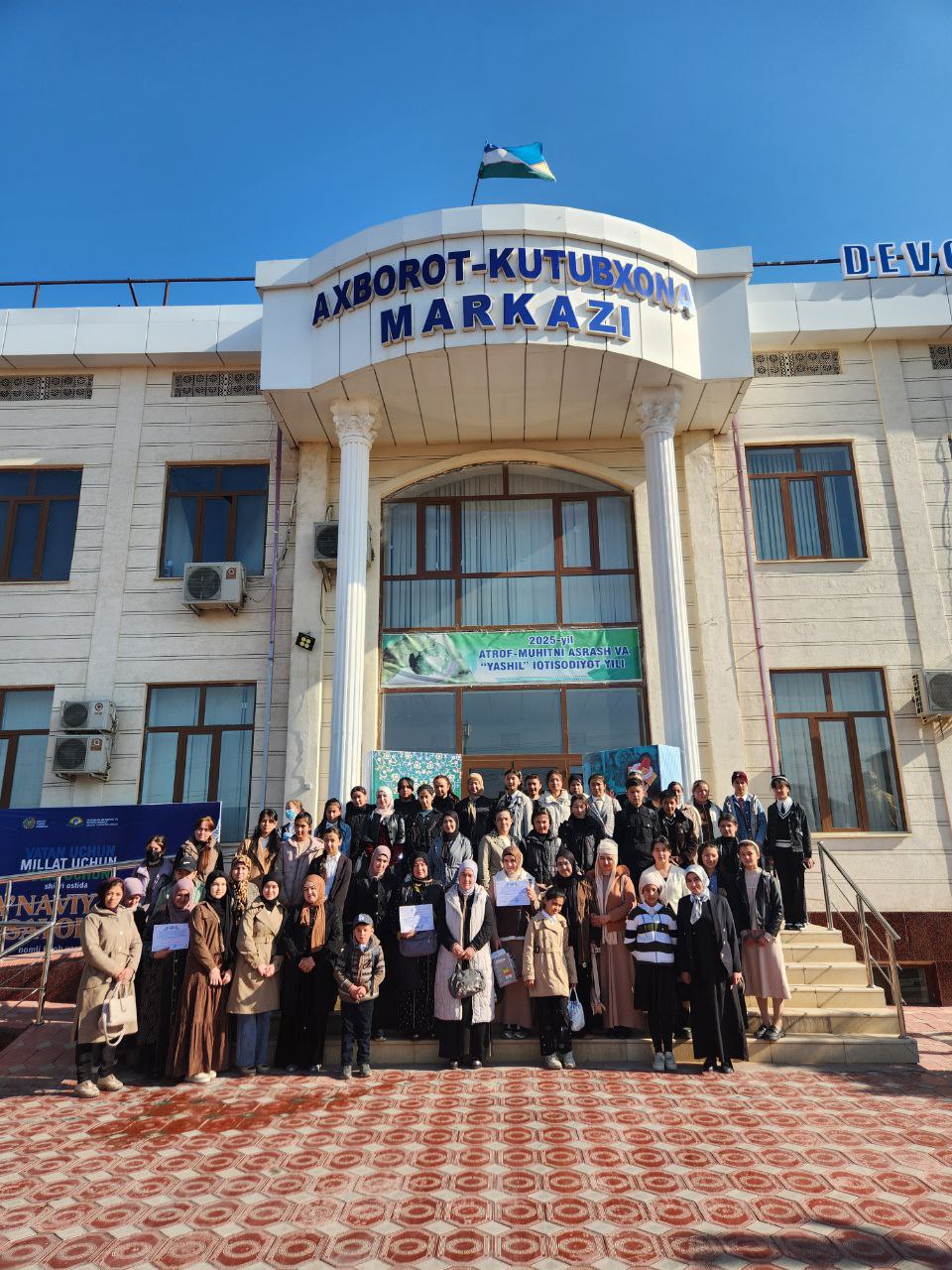 "INFOLIB OʻZBEKISTON 2025" XIV MILLIY AXBOROT-KUTUBXONA HAFTALIGI DAVOM ETMOQDA - 2-kun qiziqarli ekskursiyalar