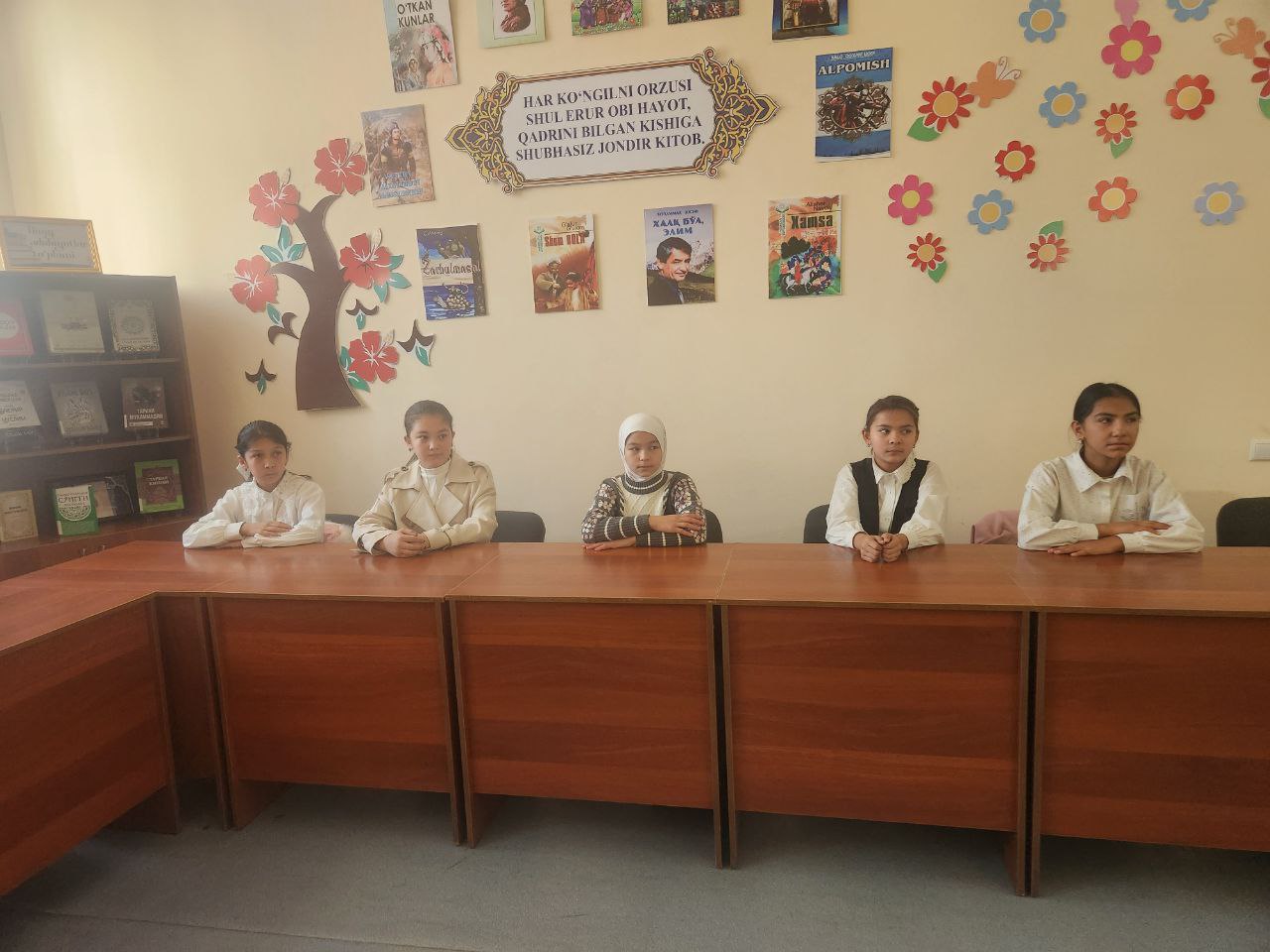 "Siz o‘z huquqingizni bilasizmi?" mavzusida davra suhbati o'tkazdi.